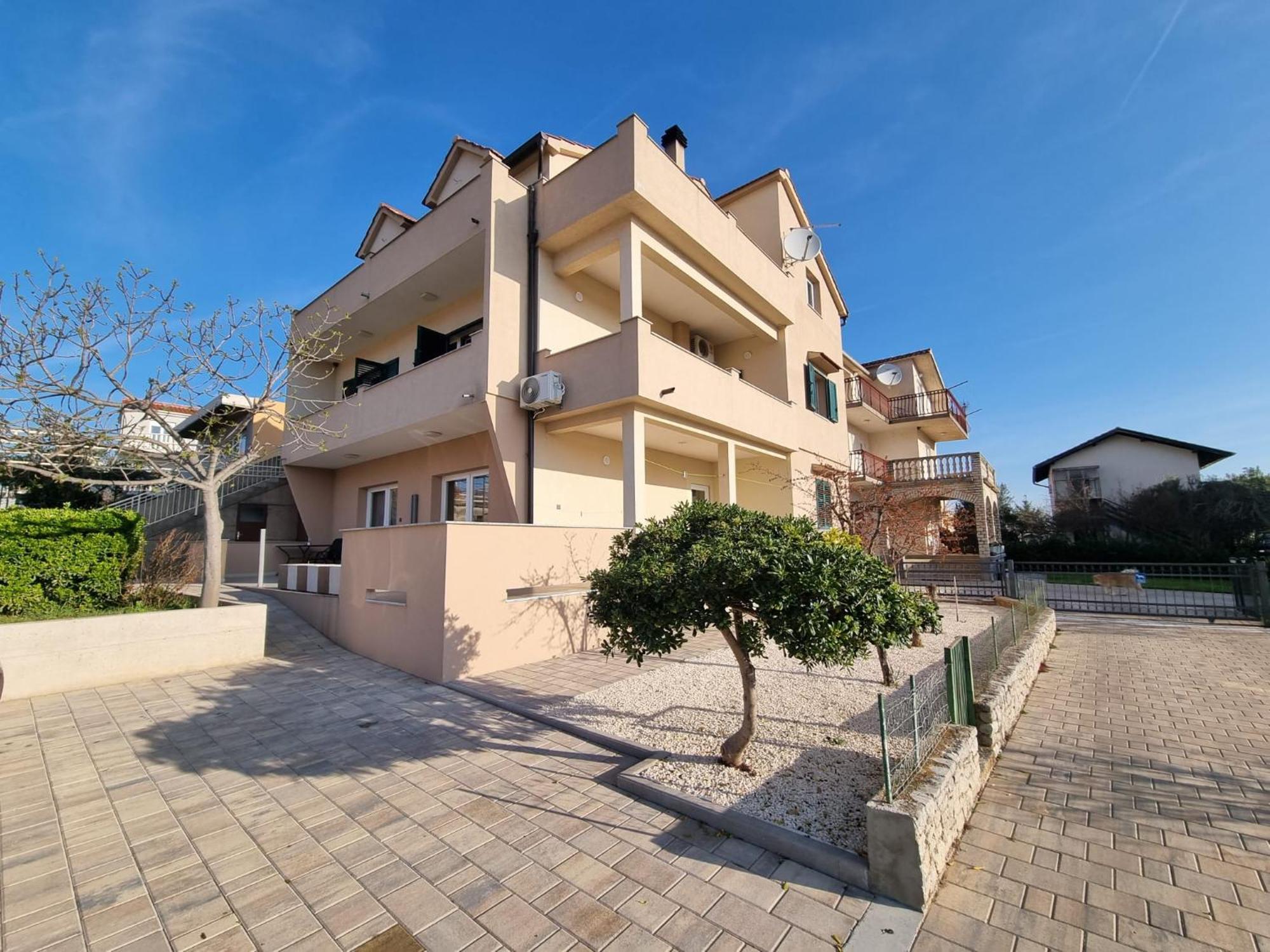 Gracienda Apartment Bilice Ngoại thất bức ảnh