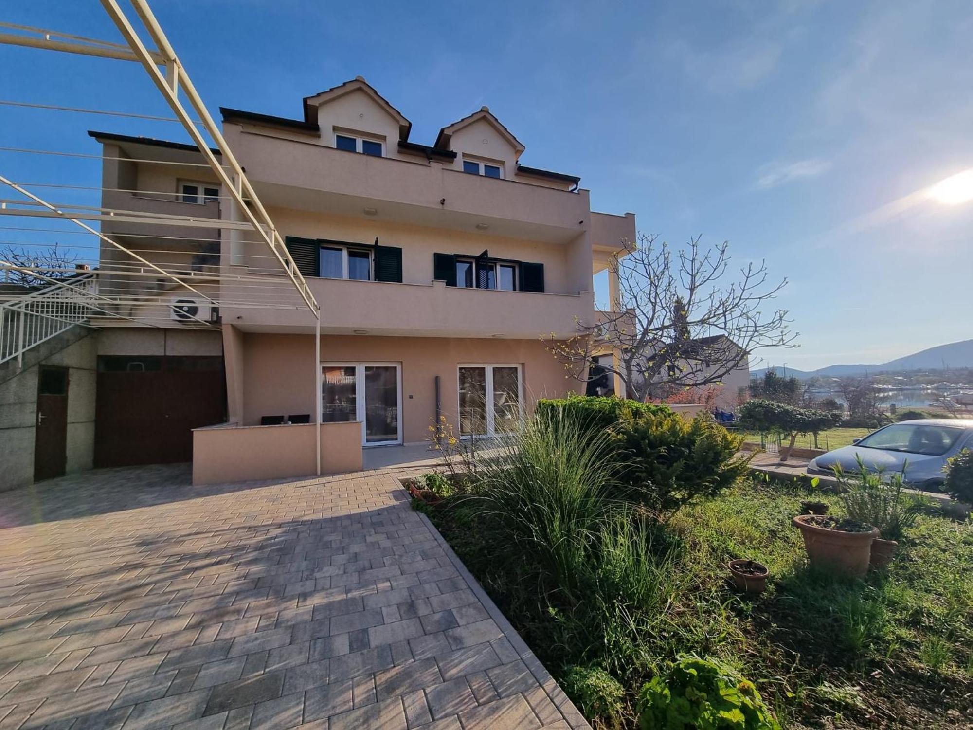Gracienda Apartment Bilice Ngoại thất bức ảnh